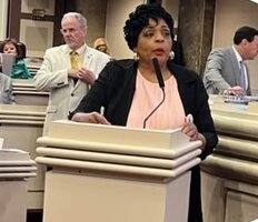 Legislature passes bill to tax and regulate vapes