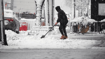 How business insurance can help protect you from snow, hail and winter storm damage